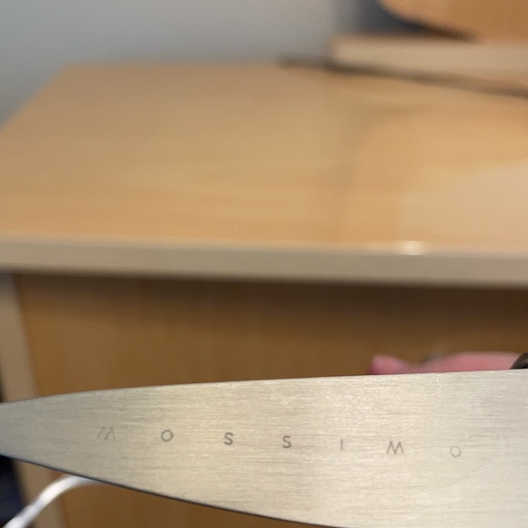 Mossimo Stingray 100% UV White Frame Sunglasses - Picture 2 of 9